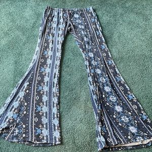 Bell bottom stretchy pants